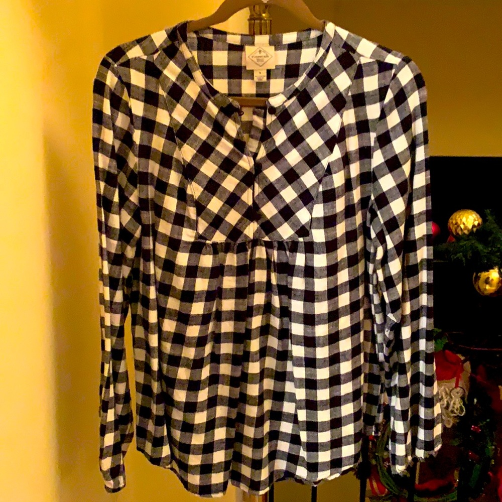 Black and white plaid,long sleeve, baby doll style